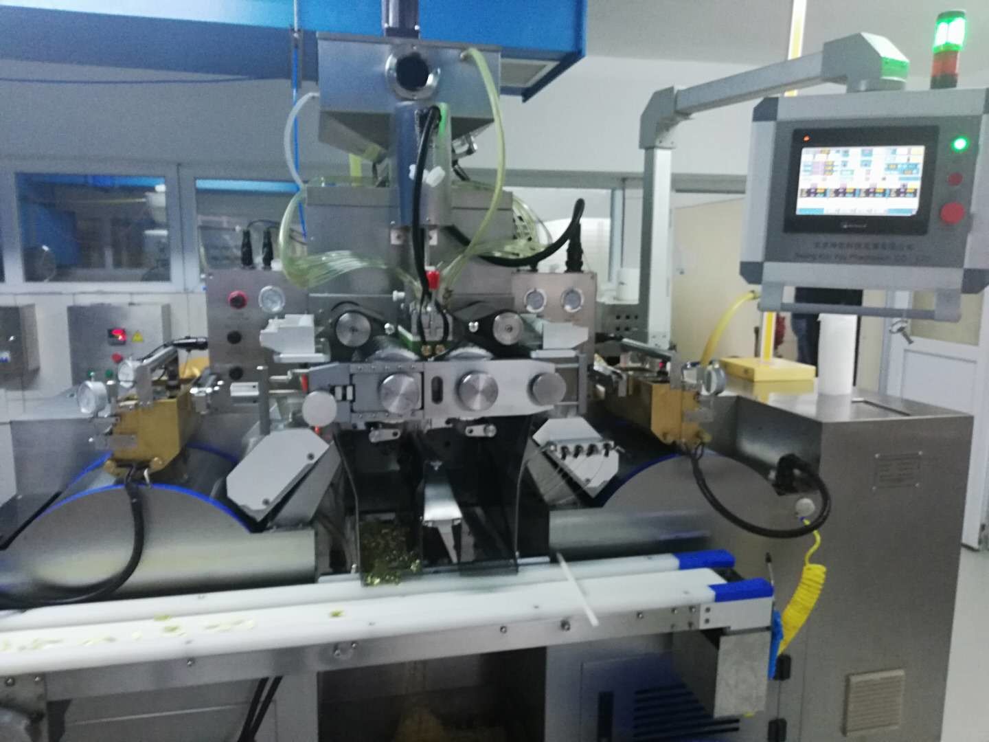 Edelstahl automatische Vgel-Verkapselungs-Maschine für Vitamin/Fische Oi-Kapsel