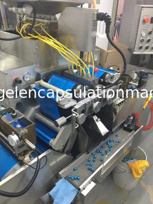Klein und R&D stufen Sie Softgel-Kapsel Fertigungsstraße für die Herstellung der weichen Kapsel S403 ein