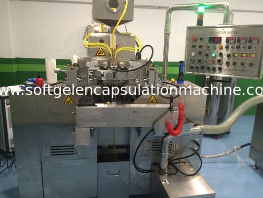 Softgel-Verkapselungs-Maschine des großen Umfangs 20kw medizinische für softgel und painball Produktion mit PLC und Touch Screen