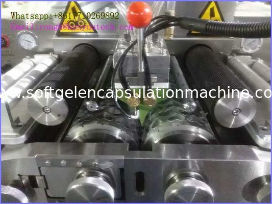 7 Zoll Softgel-Verkapselungs-Maschine, Softgel, das Maschine mit Mikroschmierung herstellt