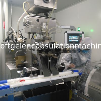 Softgel-Verkapselung Ф103 X 172mm Füllmaschine 13kw automatische flüssige Softgel